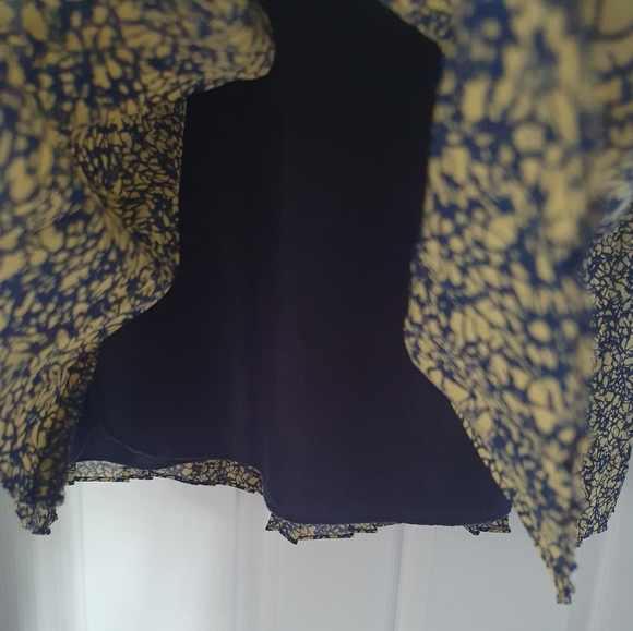 Vintage Cinq Deux Beige & Navy Two Piece V-Neck Blouse & Pleated Skirt - Picture 8 of 12